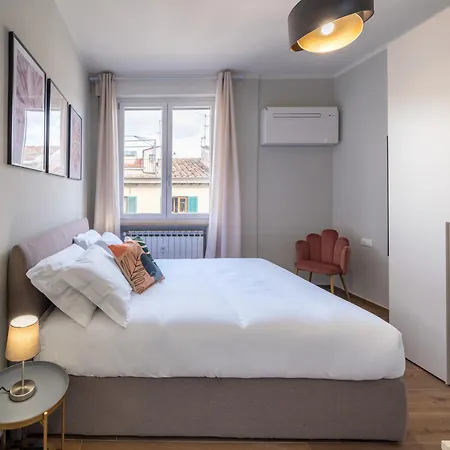 Ponte Alle Mosse - Dolcevita Apartment Florence